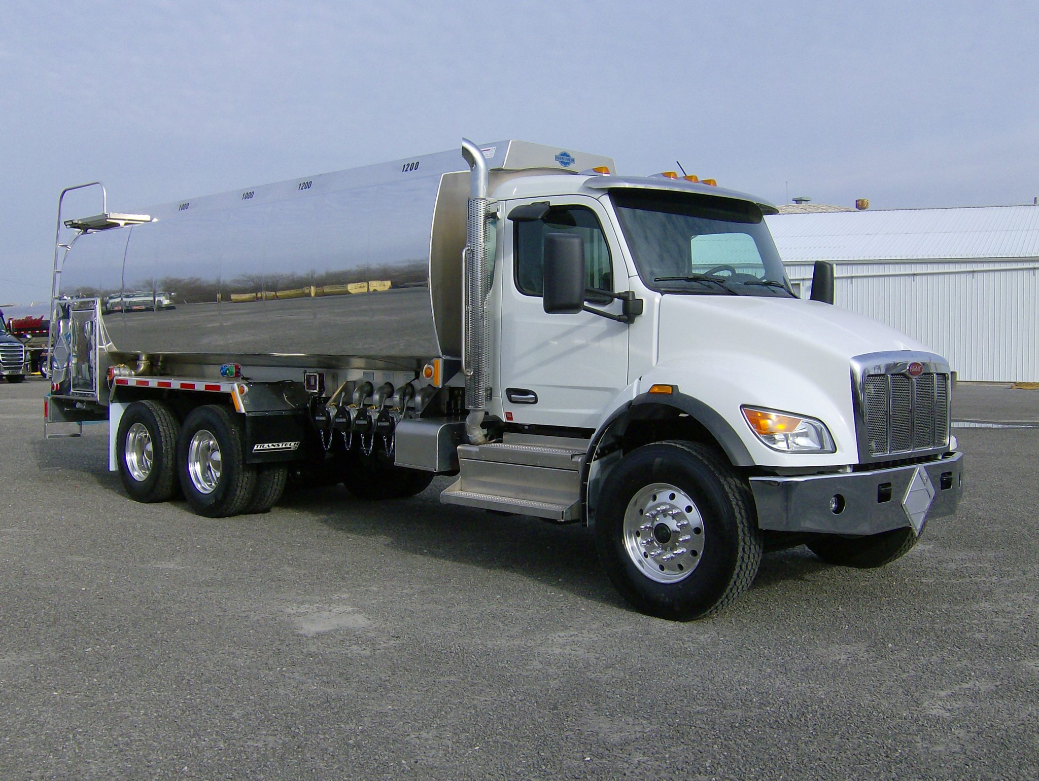 TRUCK 10171 Pete 548 Werts Welding & Tank Service, Inc.